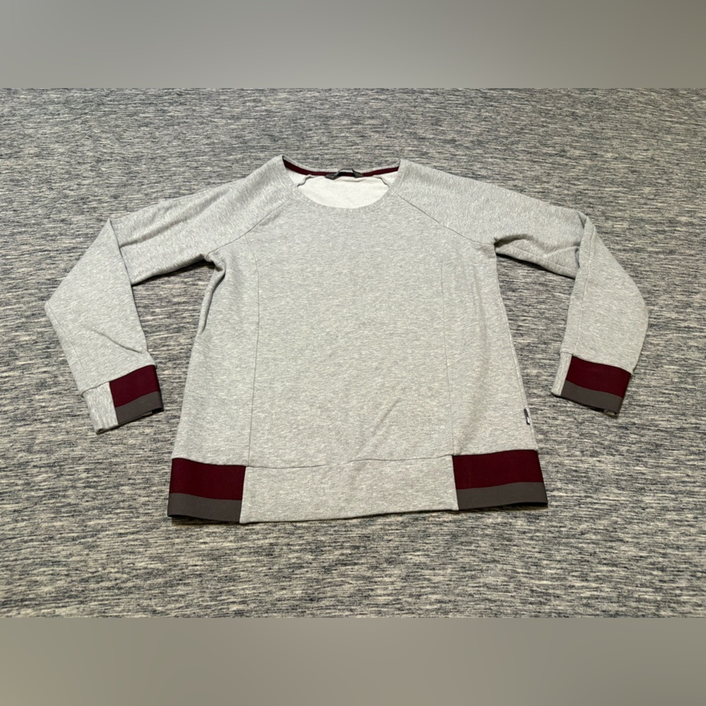The North Face Ladies Crewneck Sweater Small